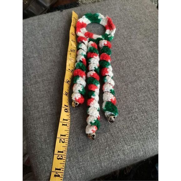 Vintage Crochet Christmas Door Hanger Set - Picture 3 of 6